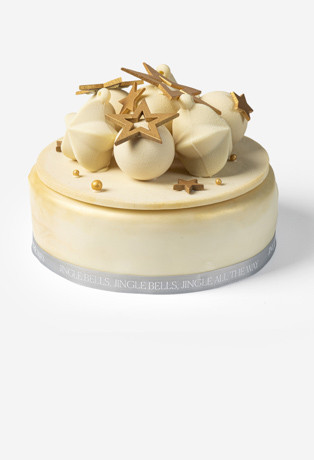 Golden Star Dream Christmas Cake