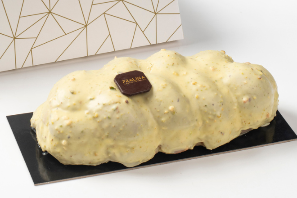 Tsoureki Pistachio